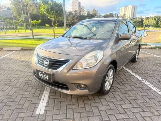NISSAN VERSA 1.6 16V FLEX SL 4P MANUAL NISSAN VERSA 1.6 16V FLEX SL 4P MANUAL